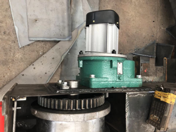 電動單梁起重機(jī)端梁大車運(yùn)行機(jī)構(gòu)